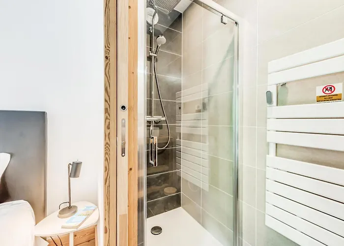 Apartment Les Terrasses De La Vanoise - 3 Pieces Pour 6 Personnes Mae-3193 *